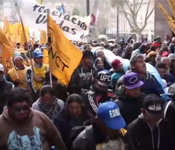 Marcha de cooperativas en defensa del trabajo